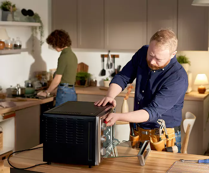 Top-Rated Oven Specialists: Your Certified Oven Repair Technician Crew in Amherst, MA